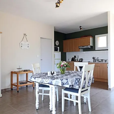 Les Hirondelles * Saint-Pair-sur-Mer